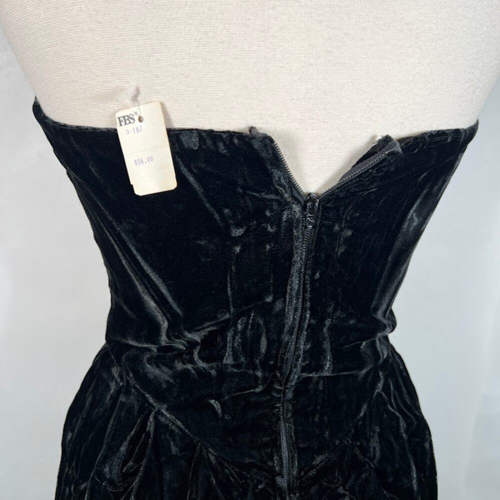 NEW! Climax by David Howard Lace Velvet Strapless Dress 9/10 Black Cocktail - Picture 5 of 8